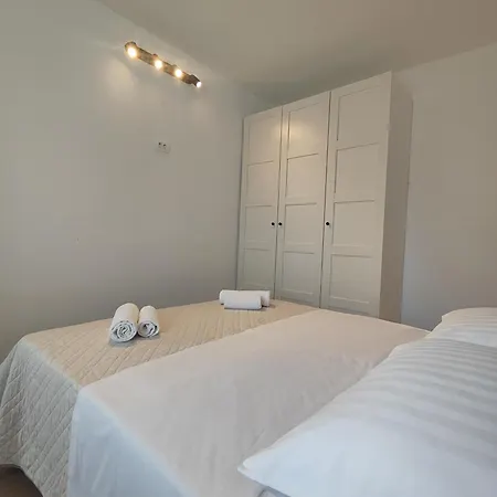 Апартаменти D-apartmentst Спліт